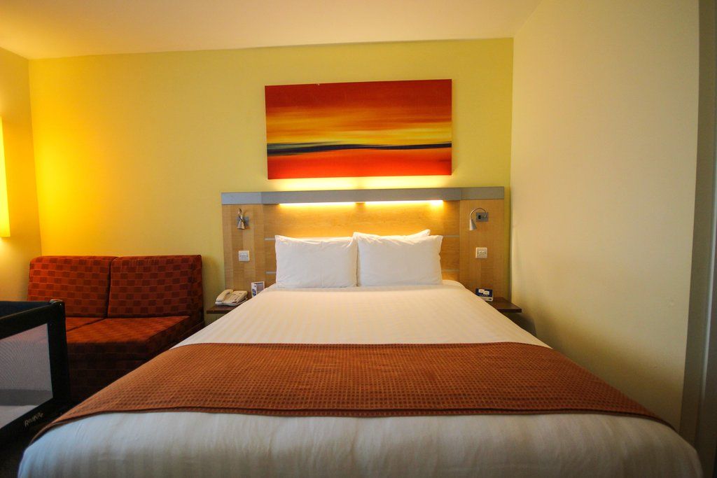 Holiday Inn Express Doncaster, An Ihg Hotel Zewnętrze zdjęcie